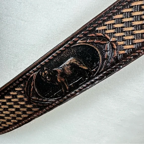 Vintage Tooled Cowhide Wolf Embossed Western Belt Men’s Size 42” - Picture 5 of 16